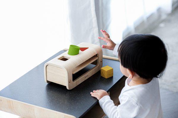 Set de sortare cu forme geometrice, Plan Toys - imagine 2