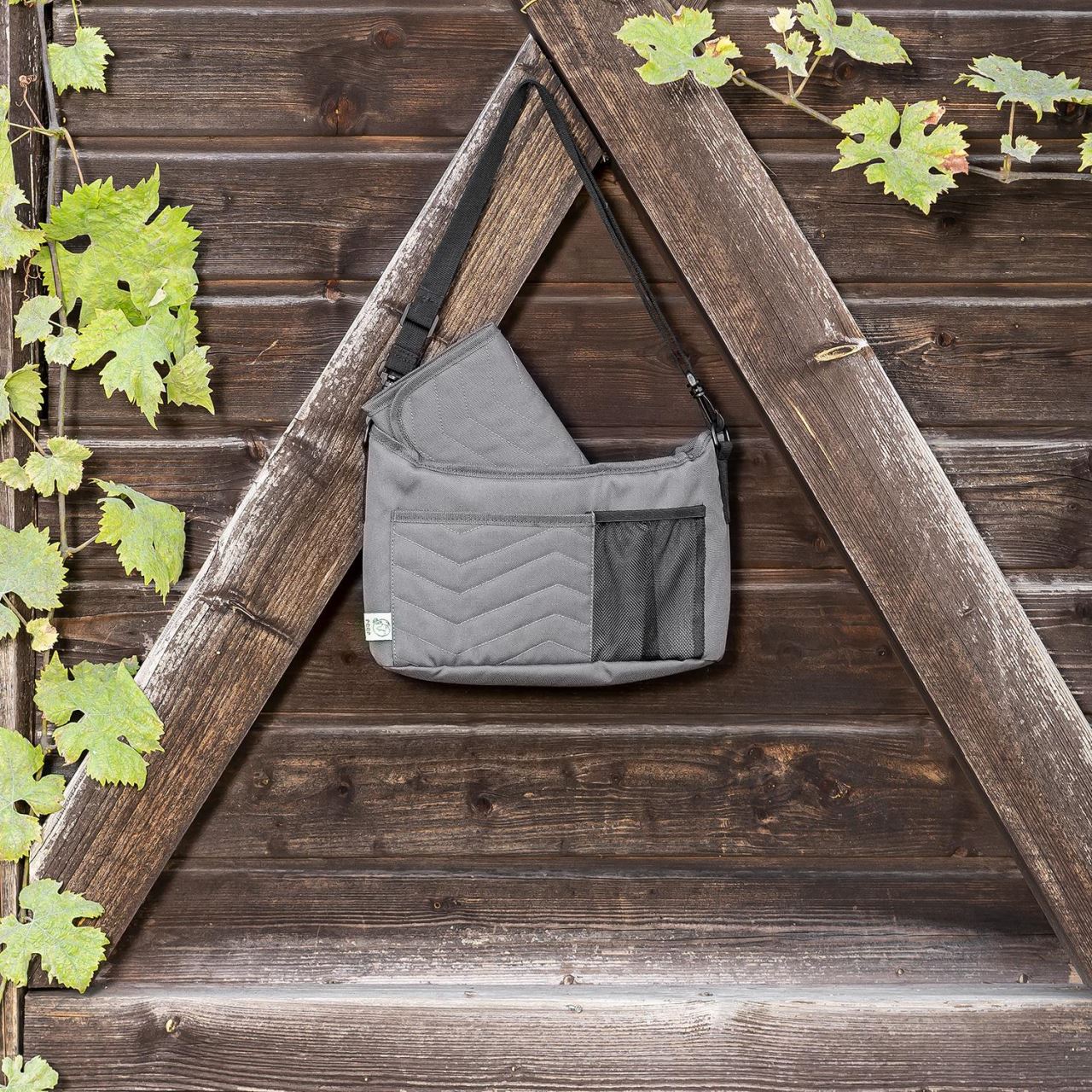 Geanta multifunctionala 2in1, cu aleza pentru schimbat scutecul bebelusului, din plastic reciclat, Reer Growing Organiser Bag 84071 - imagine 13