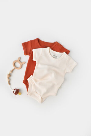 set 2 body uri bebe unisex 100 bumbac organic scortisoara ecru8104