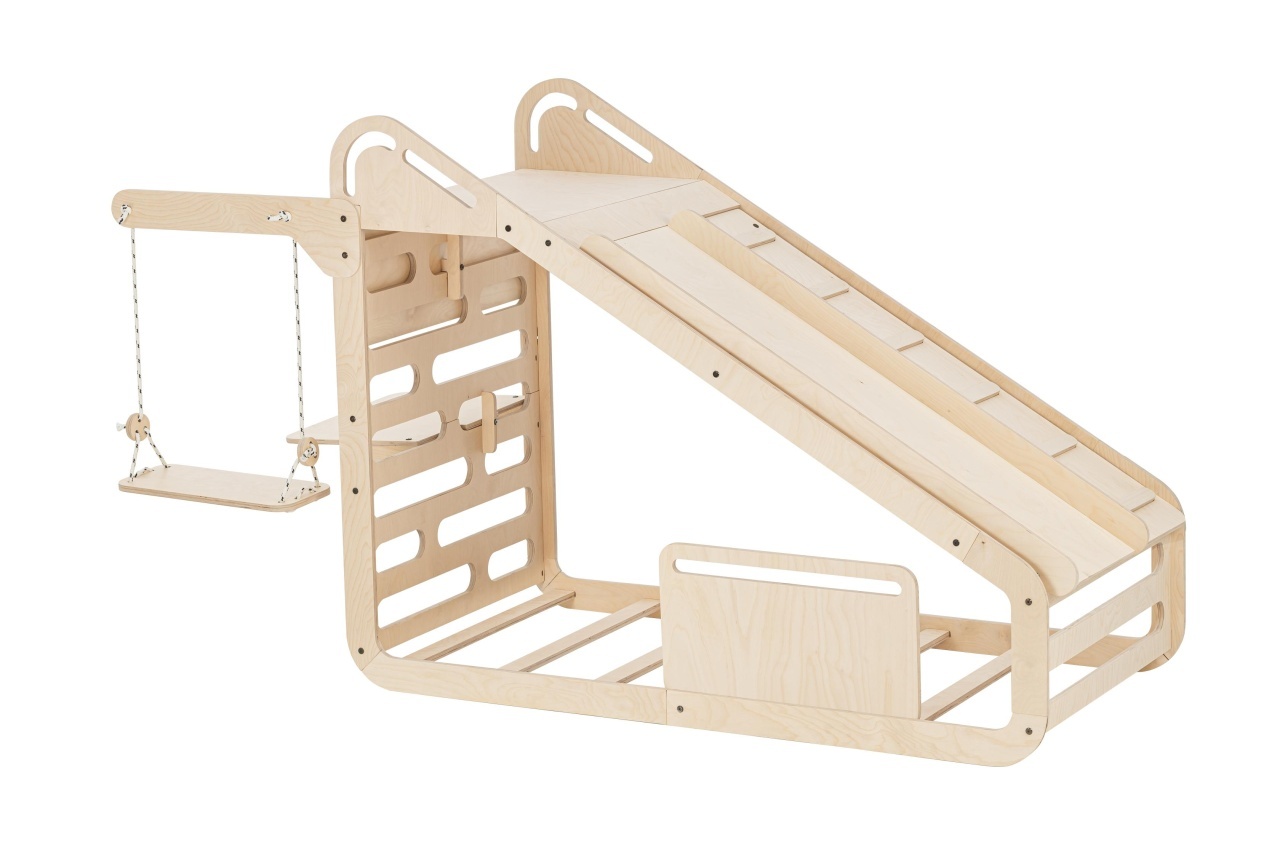 Pat Montessori din lemn MiniSleepy MamaToyz, cu tobogan, tabla de scris, masuta si leagan, Natur - imagine 10