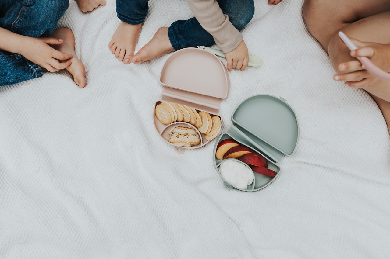 Recipient diversificare hrana bebelusi Miniware Silifold, 100% din silicon alimentar, Almond Butter - imagine 5